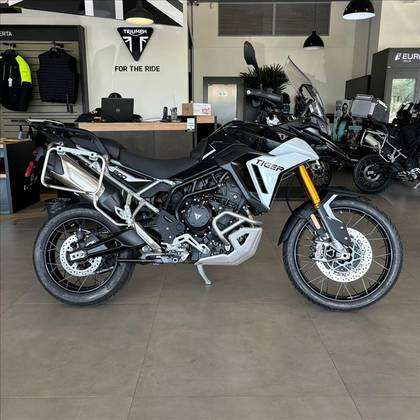 TRIUMPH TIGER 900 RALLY PRO 